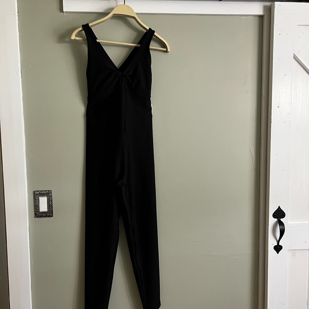 Old Navy Activewear Bodysuit with Cinched Waist Detail Black M New with Tags